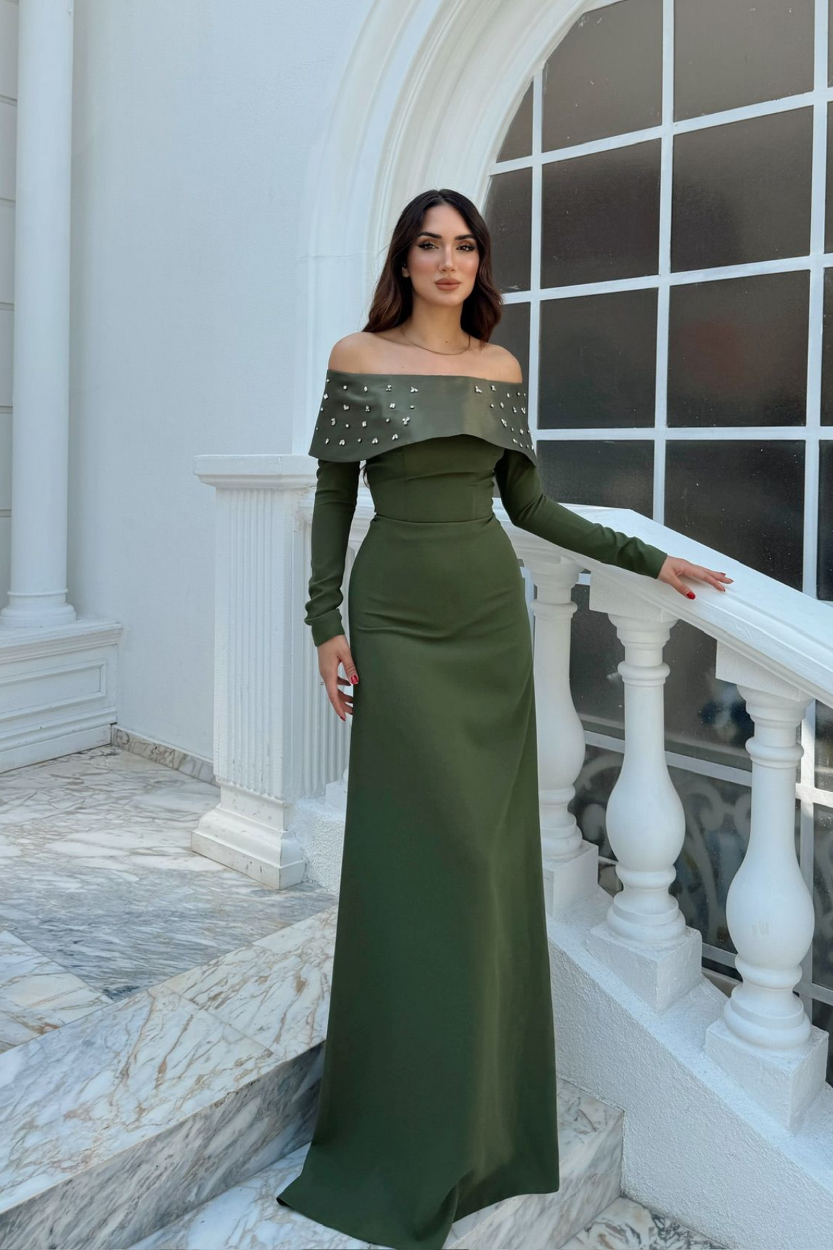 Göğüs Taş İşleme Madonna Yaka Abiye 1149