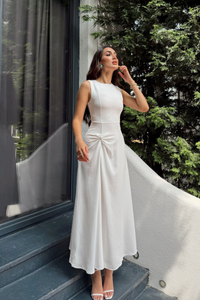 Güneş Kolsuz Düğüm Detay Midi Elbise 2245