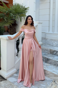 Kayık Yaka Yırtmaç Detay Saten Abiye 1038