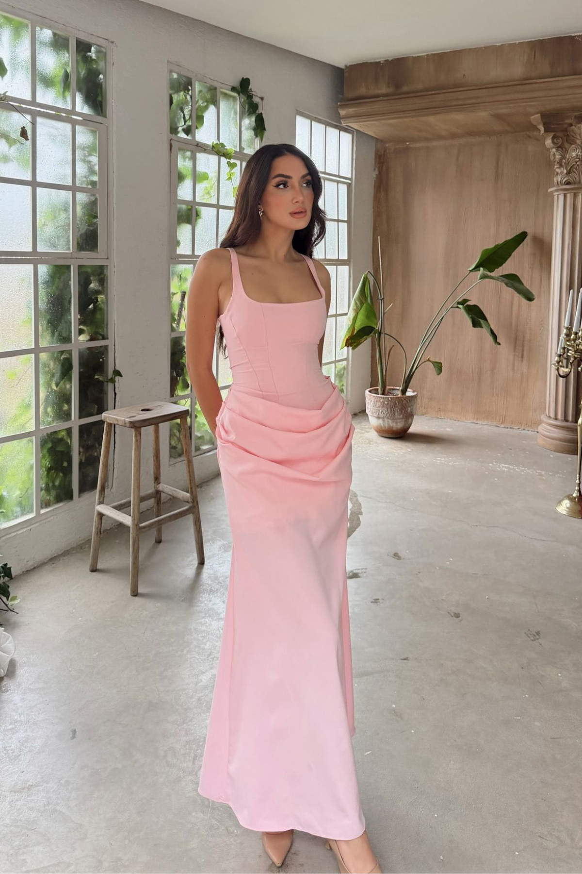 Elinda Askılı Sırt Bağcık Detay Midi Elbise 221813