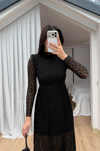 Aylin Güpür Detay Vatkalı Midi Elbise 4572 SİYAH