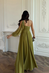 Ayperi Boncuk İşleme Detay Yırtmaçlı Abiye 9368 YAĞ YEŞİLİ