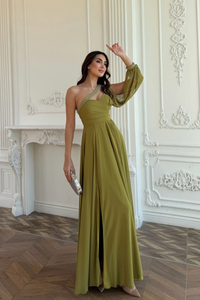 Ayperi Boncuk İşleme Detay Yırtmaçlı Abiye 9368 YAĞ YEŞİLİ