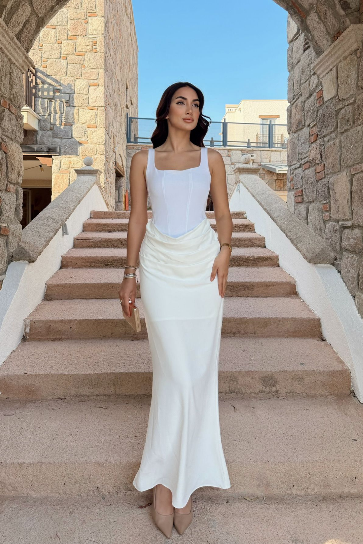 Elinda Askılı Sırt Bağcık Detay Midi Elbise 221813 BEYAZ