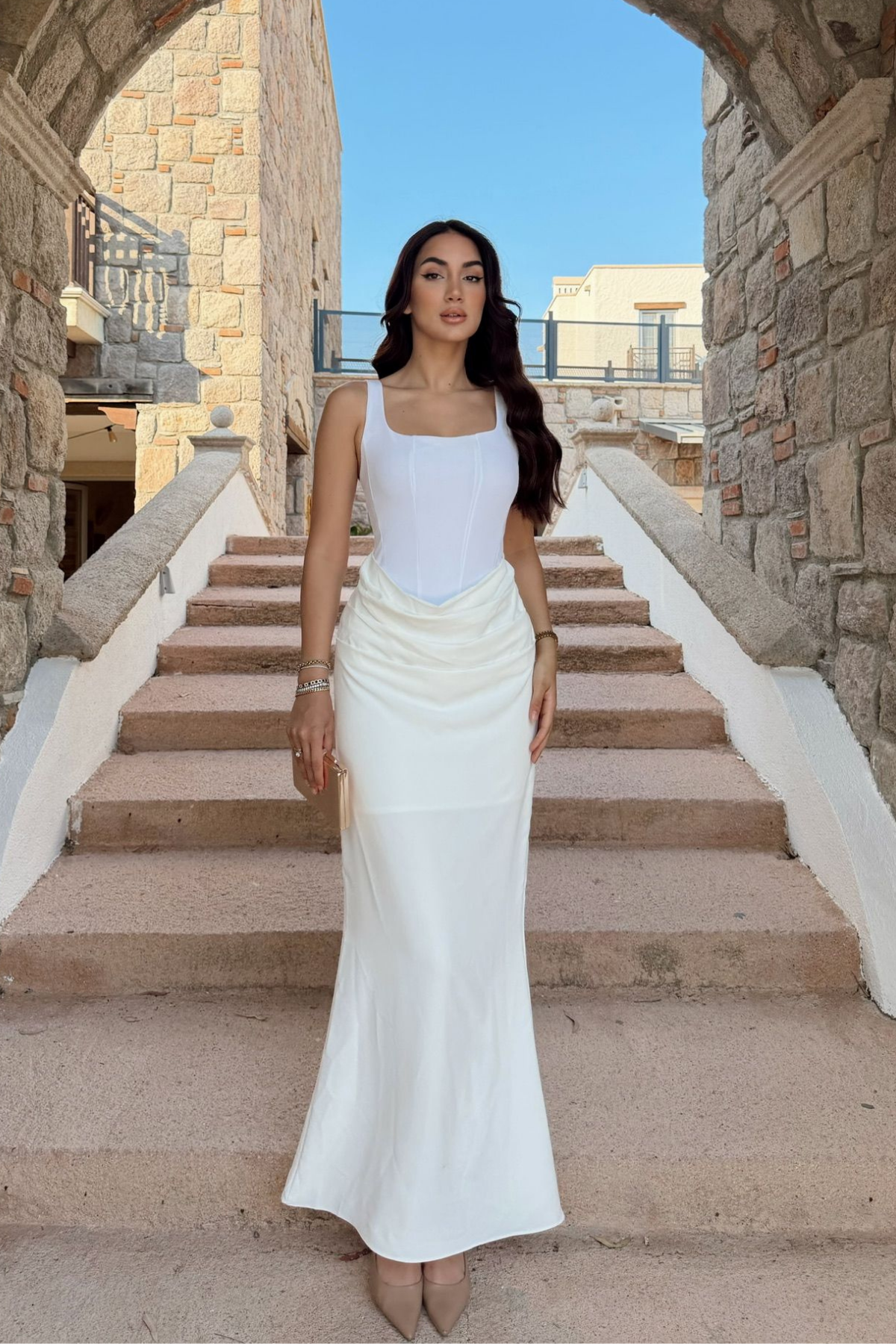 Elinda Askılı Sırt Bağcık Detay Midi Elbise 221813 BEYAZ