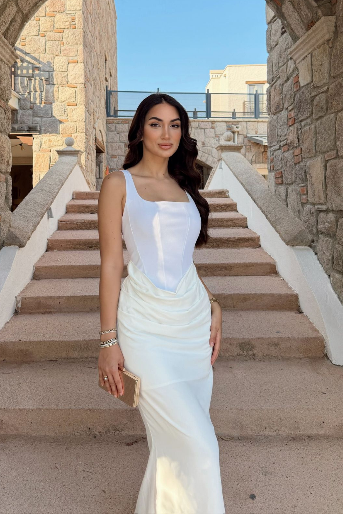 Elinda Askılı Sırt Bağcık Detay Midi Elbise 221813 BEYAZ