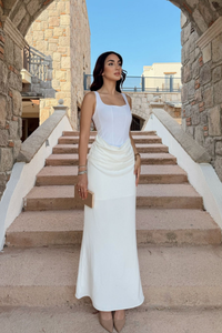 Elinda Askılı Sırt Bağcık Detay Midi Elbise 221813 BEYAZ