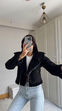 Peluş Kaplama Süet Crop Kaban Siyah